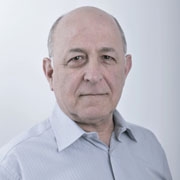 Dr. Israel Schek