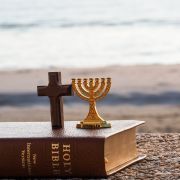 Dramatic Decrease of Israel Supporters Among Young Evangelicals